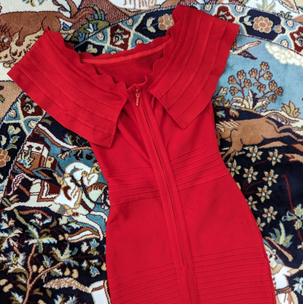 ♥️ Red Bodycon Dress - Picture 9 of 9